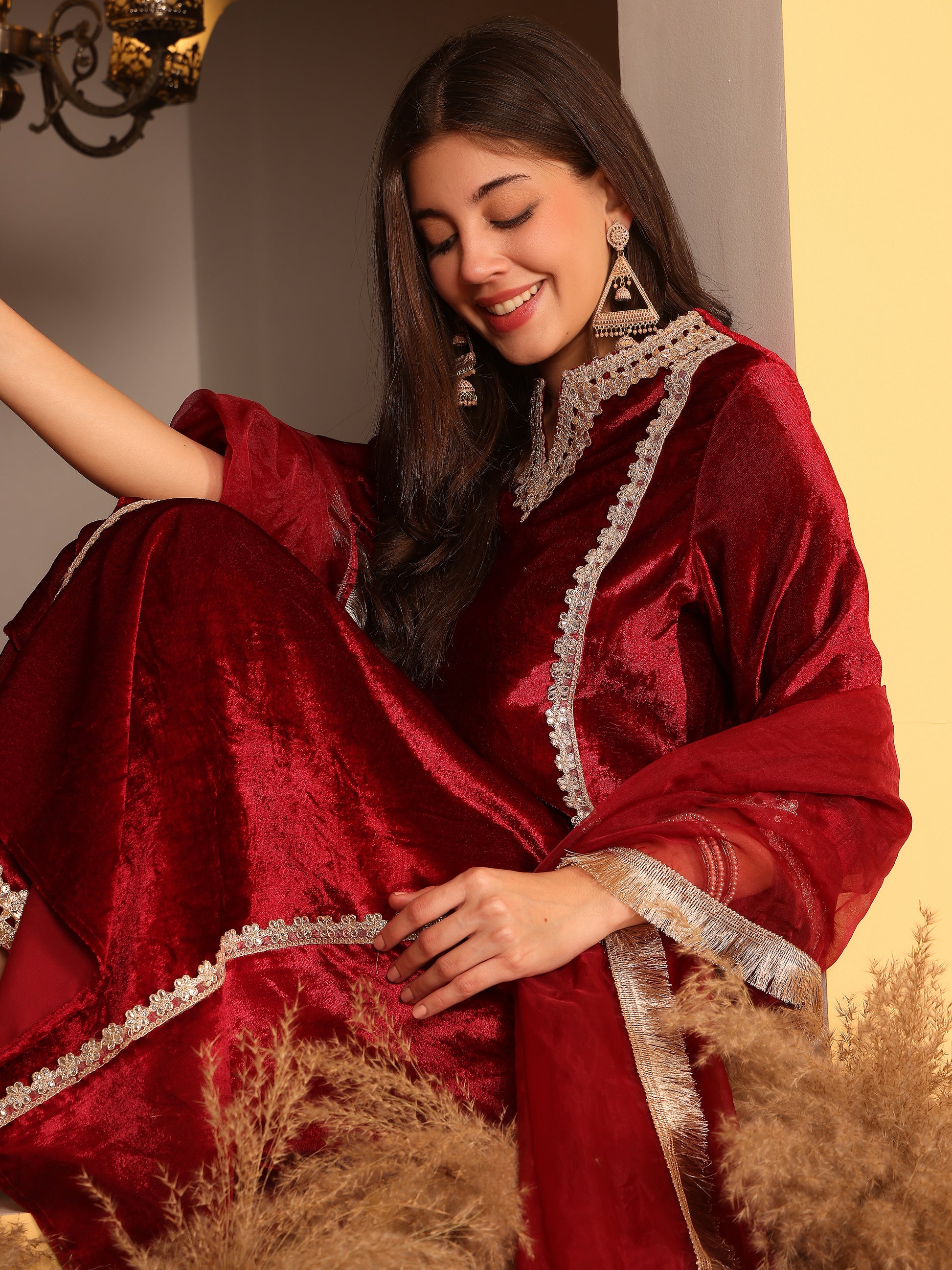 RIMZA CHERRY RED VELVET SUIT SET – - Main Image
