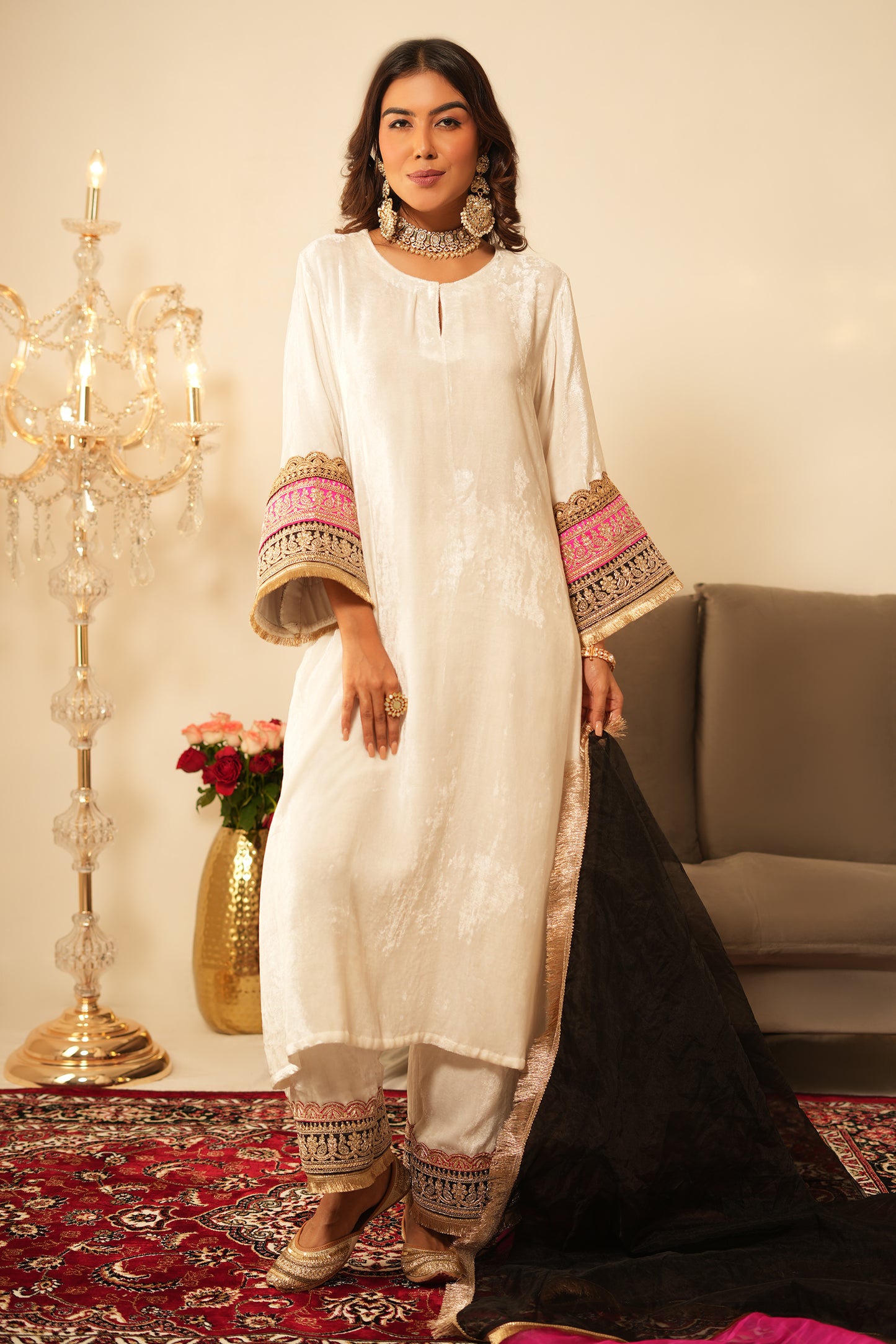 SHAB IVORY VELVET SET