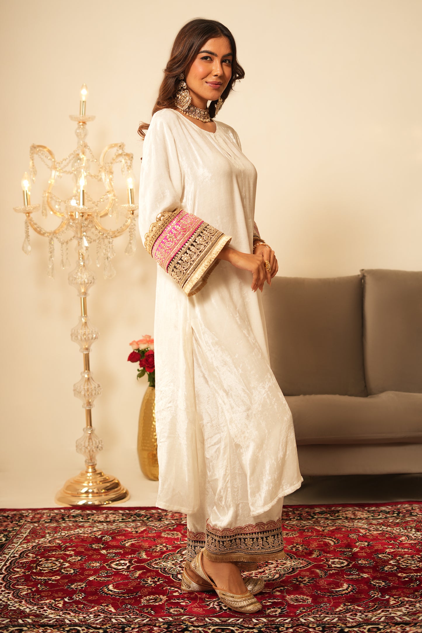 SHAB IVORY VELVET SET
